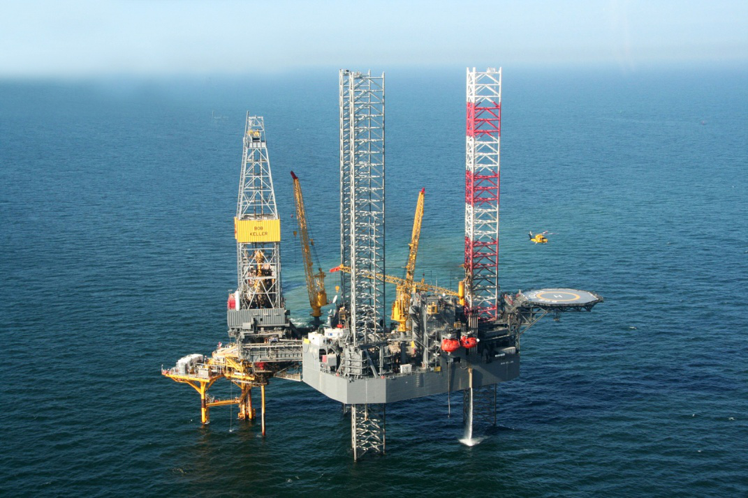 CJ46 jack-up drilling platform