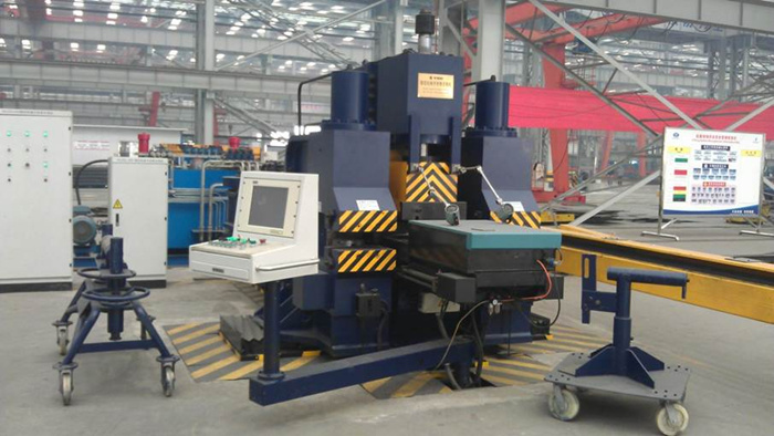 NC cold bending machine for ribs