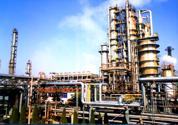 Catalytic cracking equipment