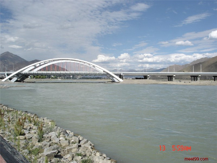 Tibet Lhasa Liuwu Bridge